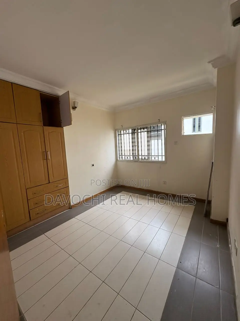 Mini Flat in Osapa London for rent