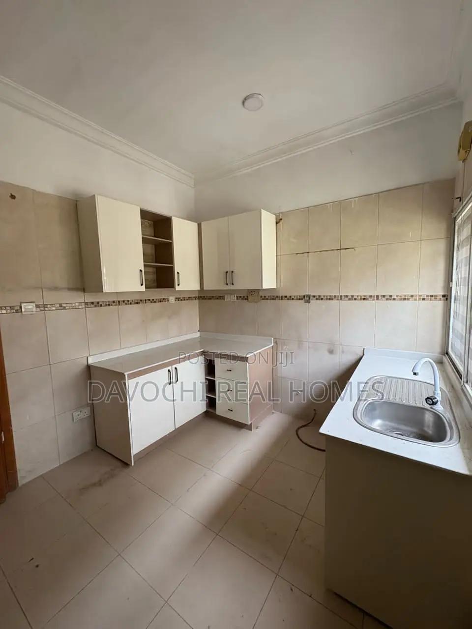 Mini Flat in Osapa London for rent