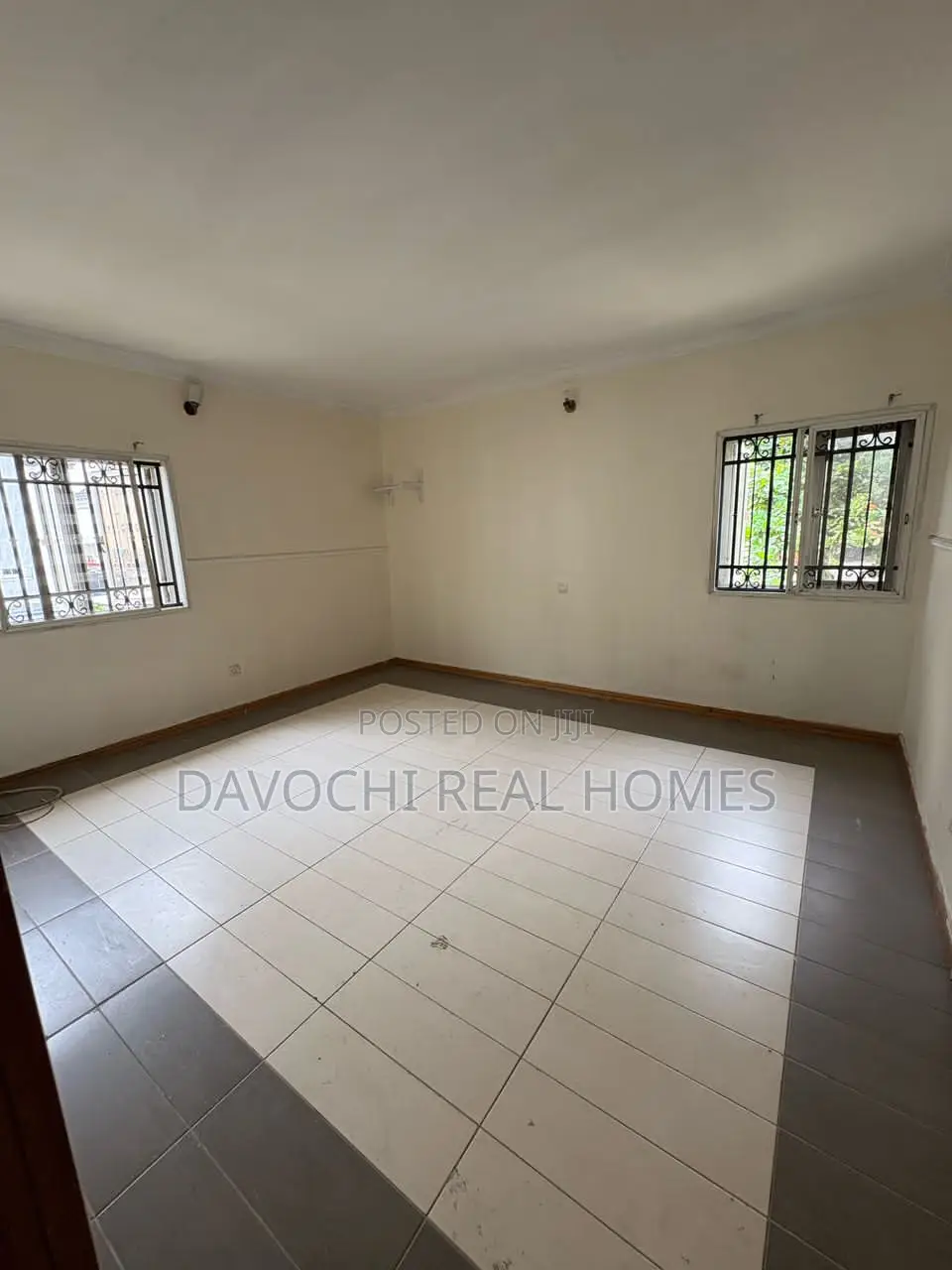 Mini Flat in Osapa London for rent