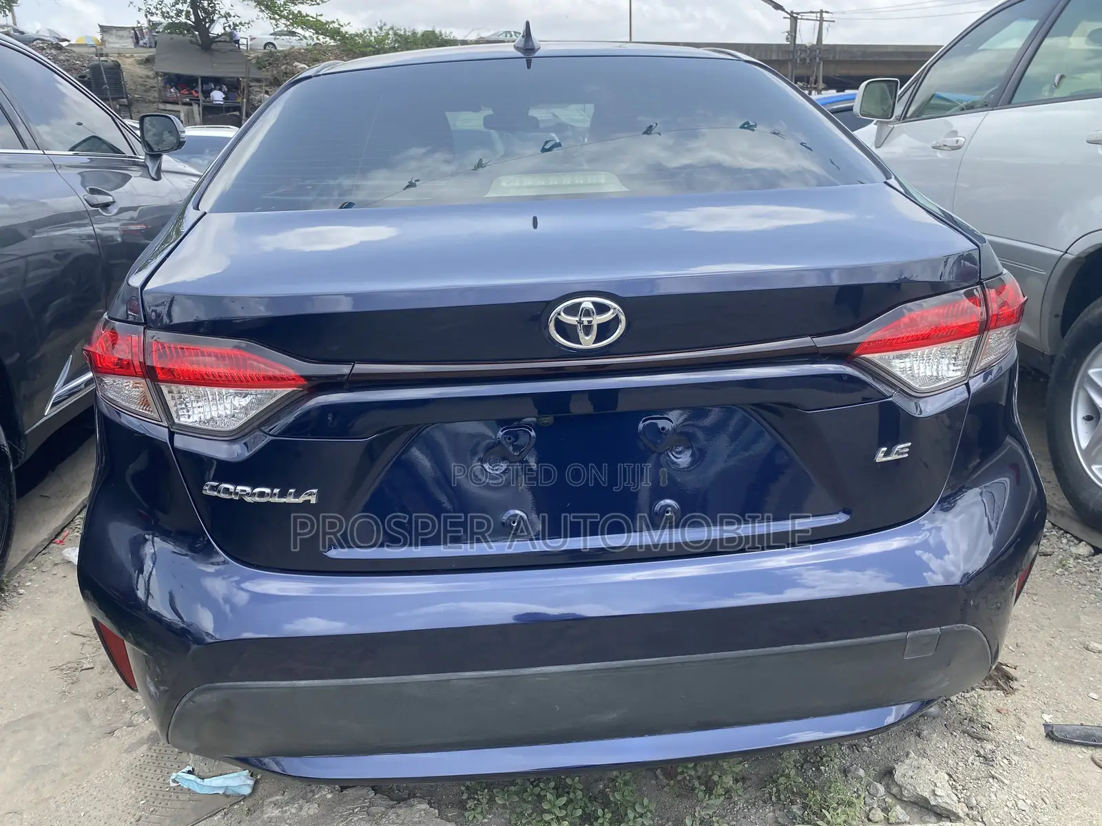 Toyota Corolla LE 2020 Blue