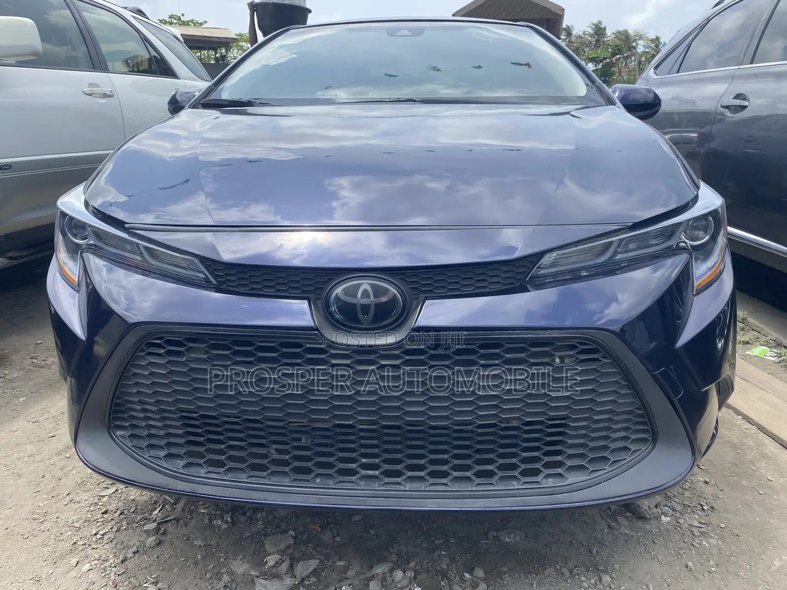 Toyota Corolla LE 2020 Blue