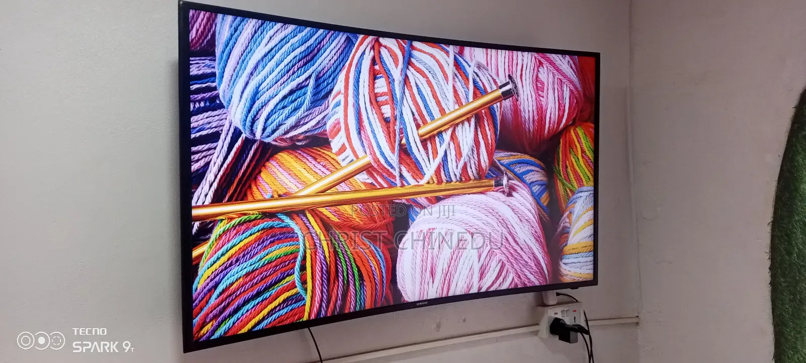 Uk Neatly Used 50inches Samsung Smart Cave Tv