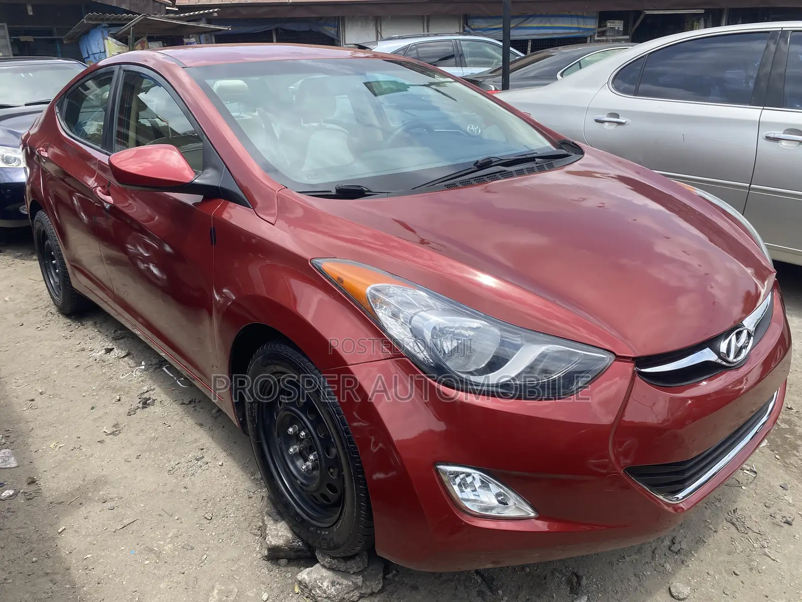 Hyundai Elantra Limited 2012 Red
