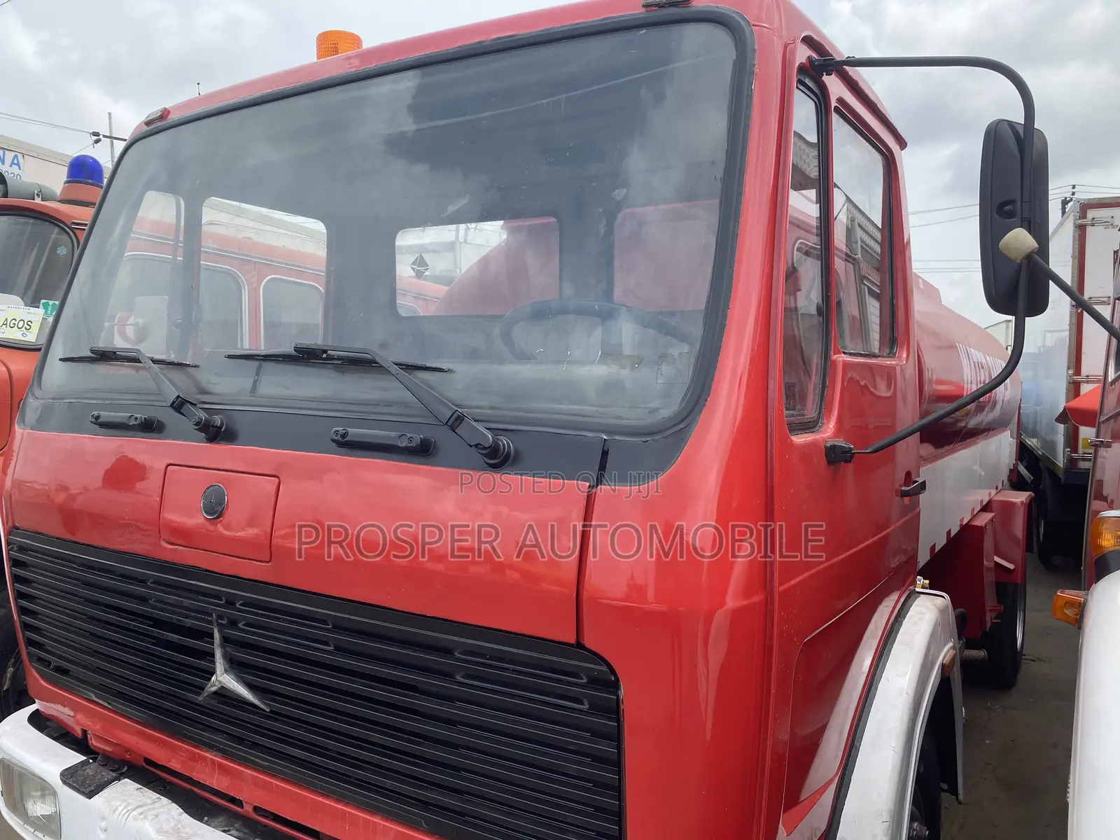 Mercedes Benz Water Tank Truck