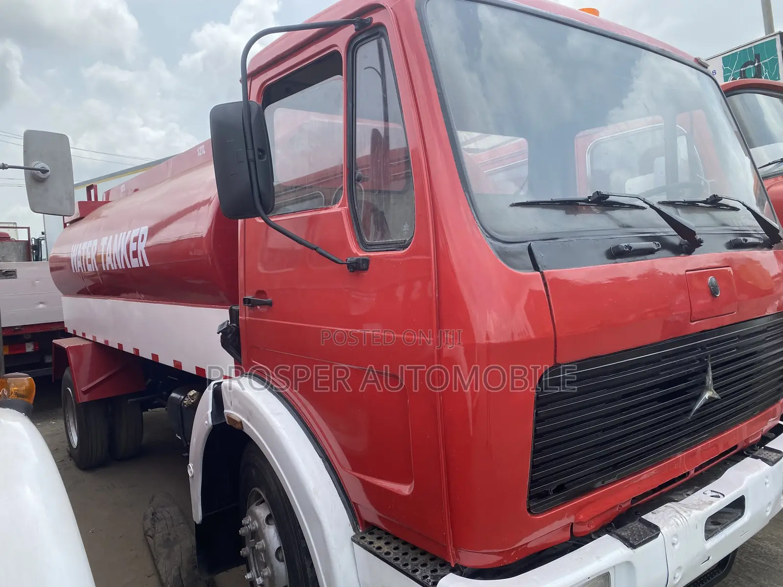 Mercedes Benz Water Tank Truck