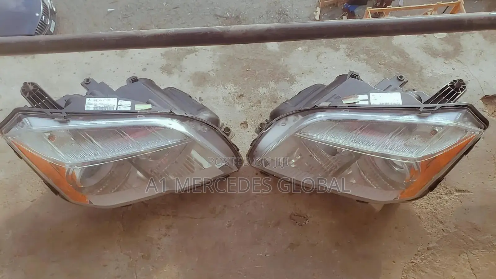 Mercedes-Benz GLK Tokunbo Headlights 2010