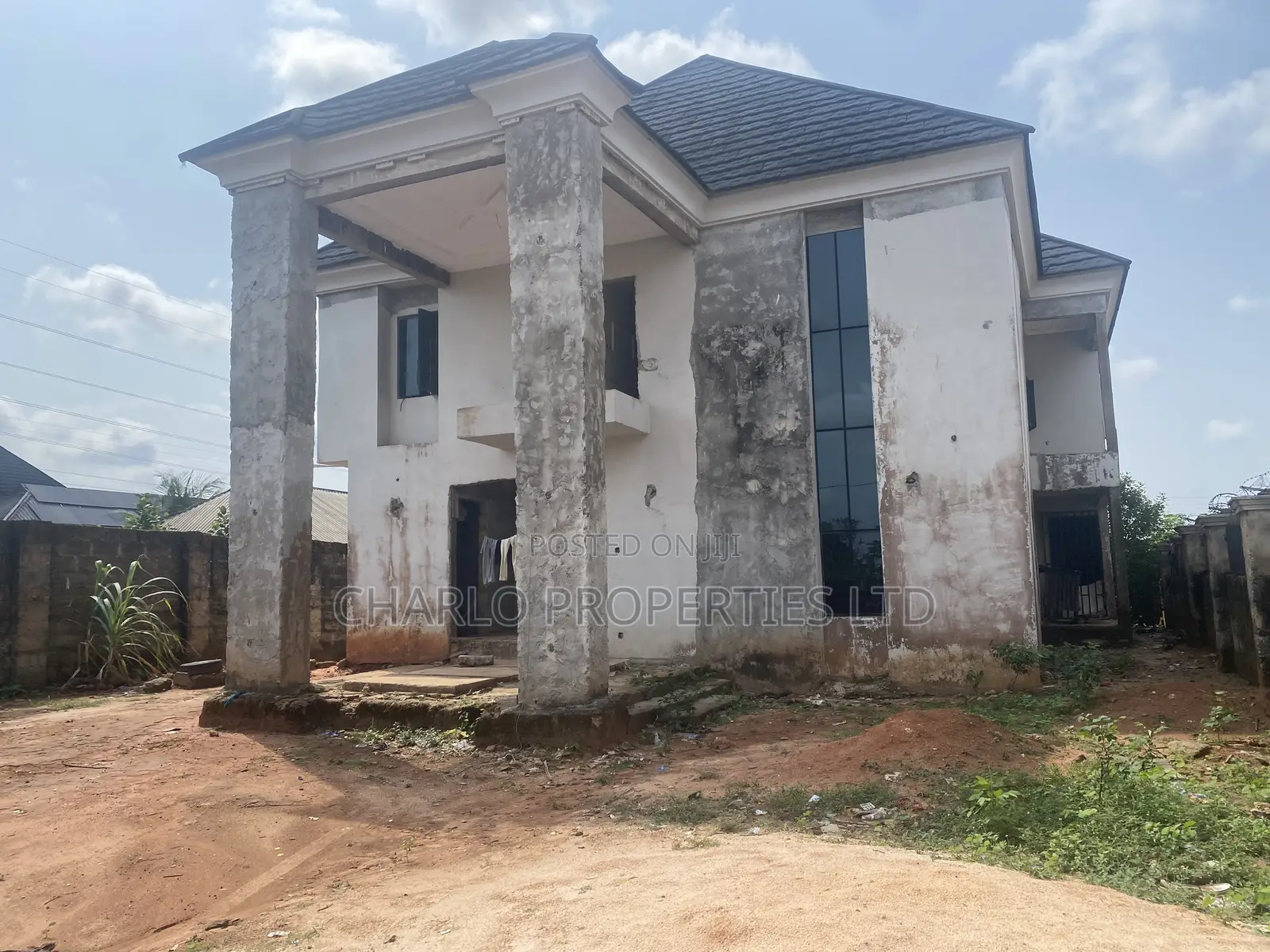 4bdrm Duplex in Benin City for sale