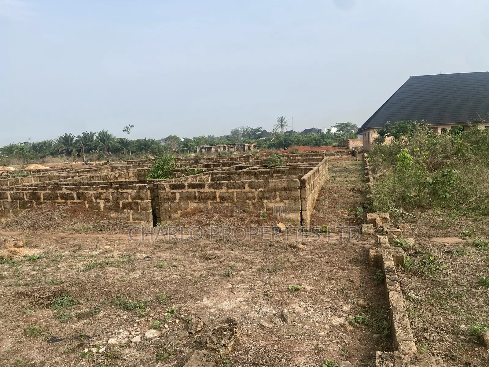 18bdrm Block of Flats in Benin City for sale