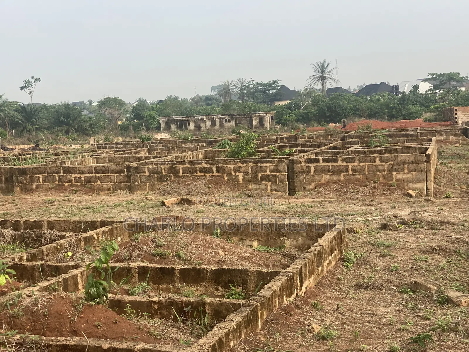 18bdrm Block of Flats in Benin City for sale