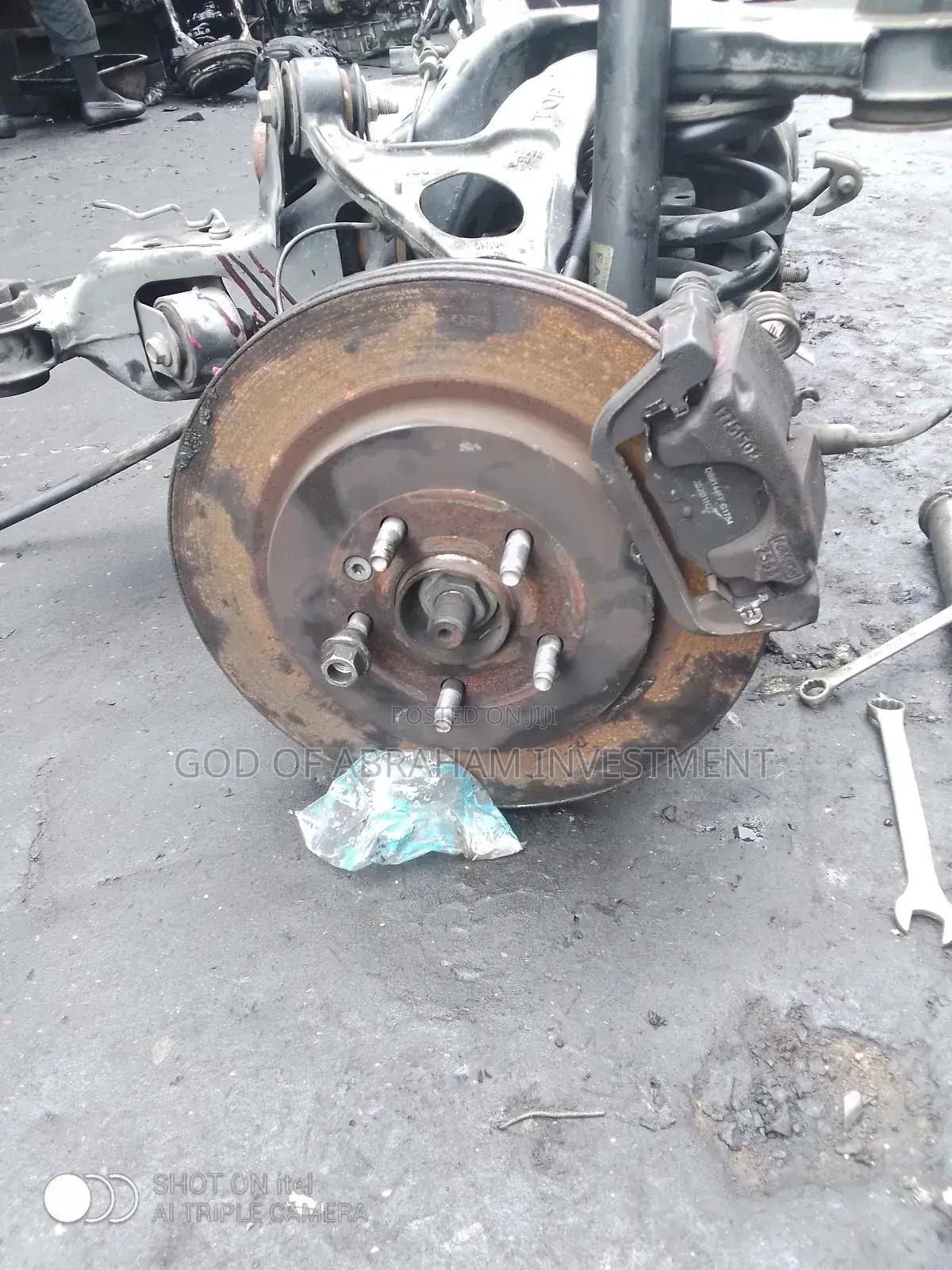 Ford Explorer Front Hub 2013