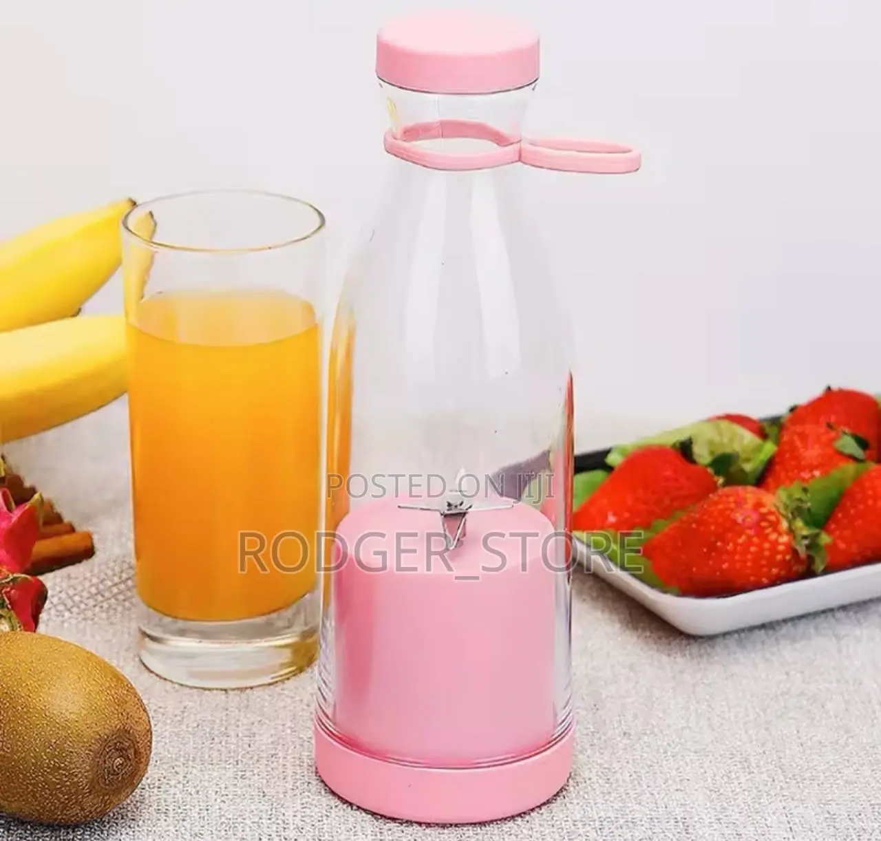 Mini Wine Bottle Juicer 420ml Portable Stirring