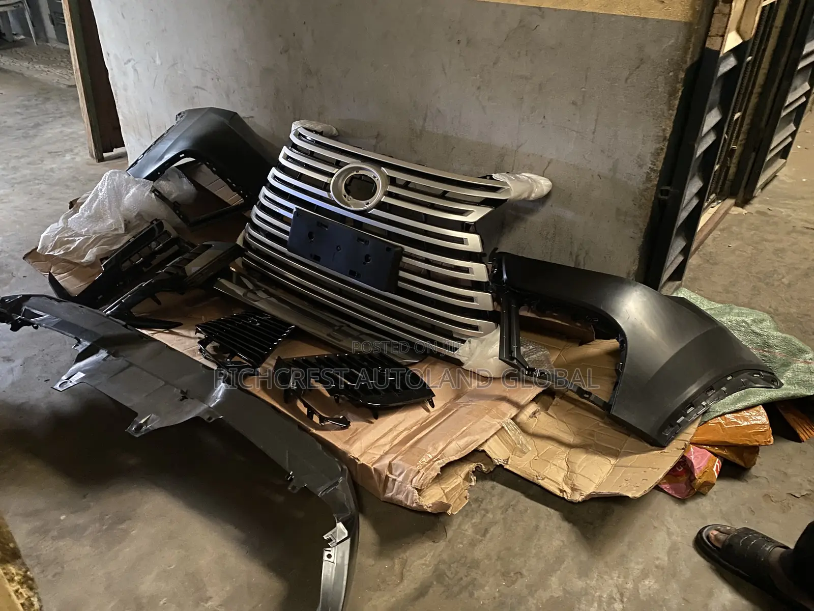 Lexus Lx600 2024/2025 Complete Front Bumper