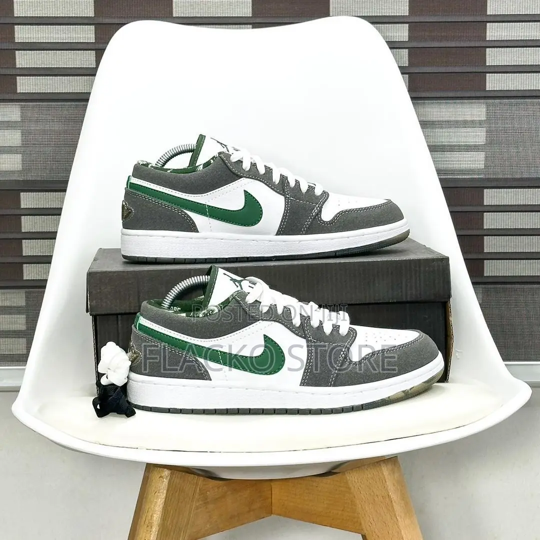 Original Air Jordan 1 Low S.E Northside Sneakers