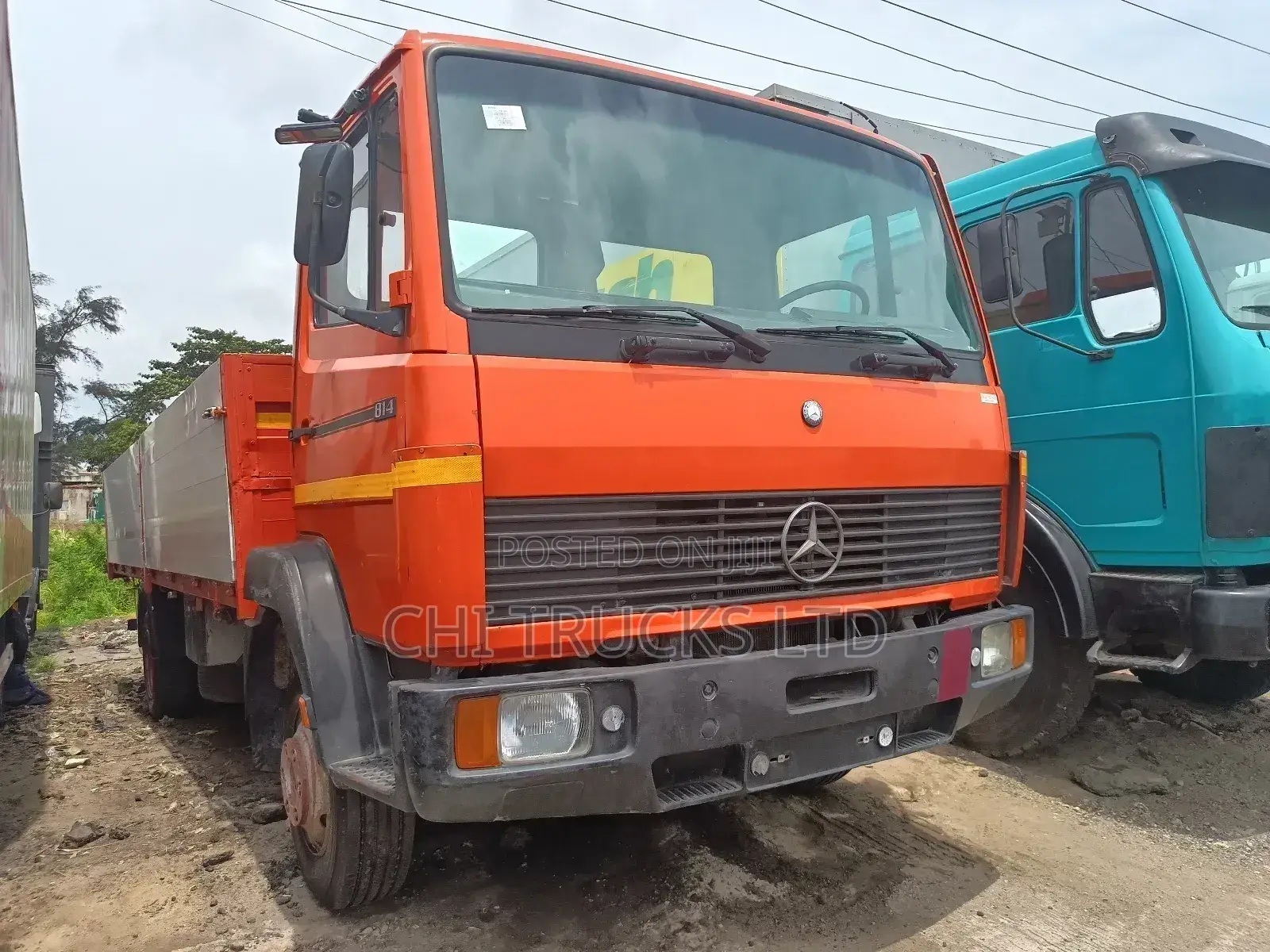 Mercedes Benz 814 German Pickup Truck 20ft