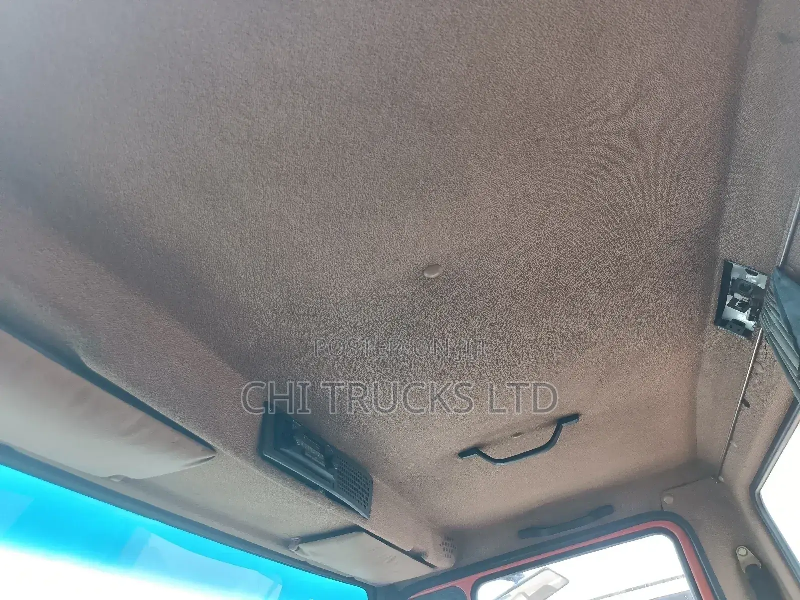 Mercedes Benz 814 German Pickup Truck 20ft