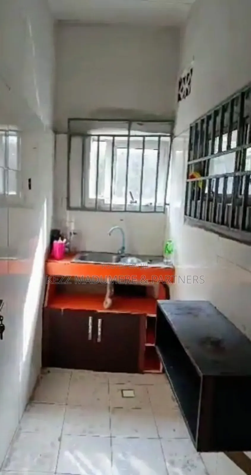 1bdrm Block of Flats in Rumuodomaya , Port for rent