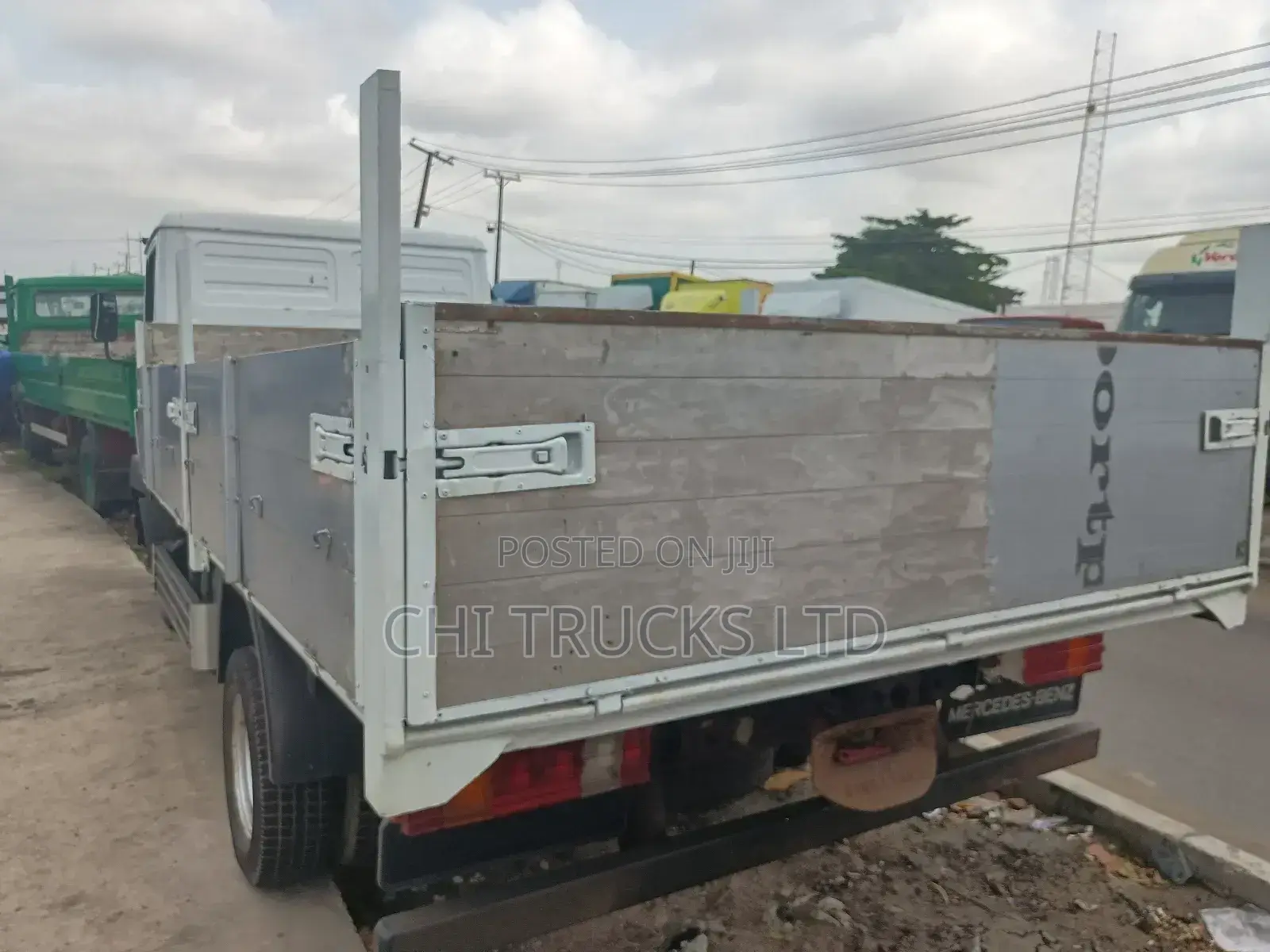Mercedes Benz 814 Truck 4 Cylinder Engine
