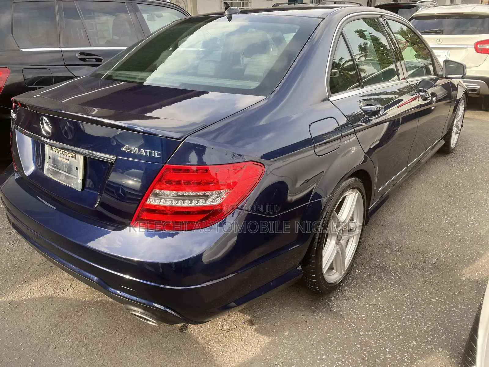 Mercedes-Benz C300 2013 Blue