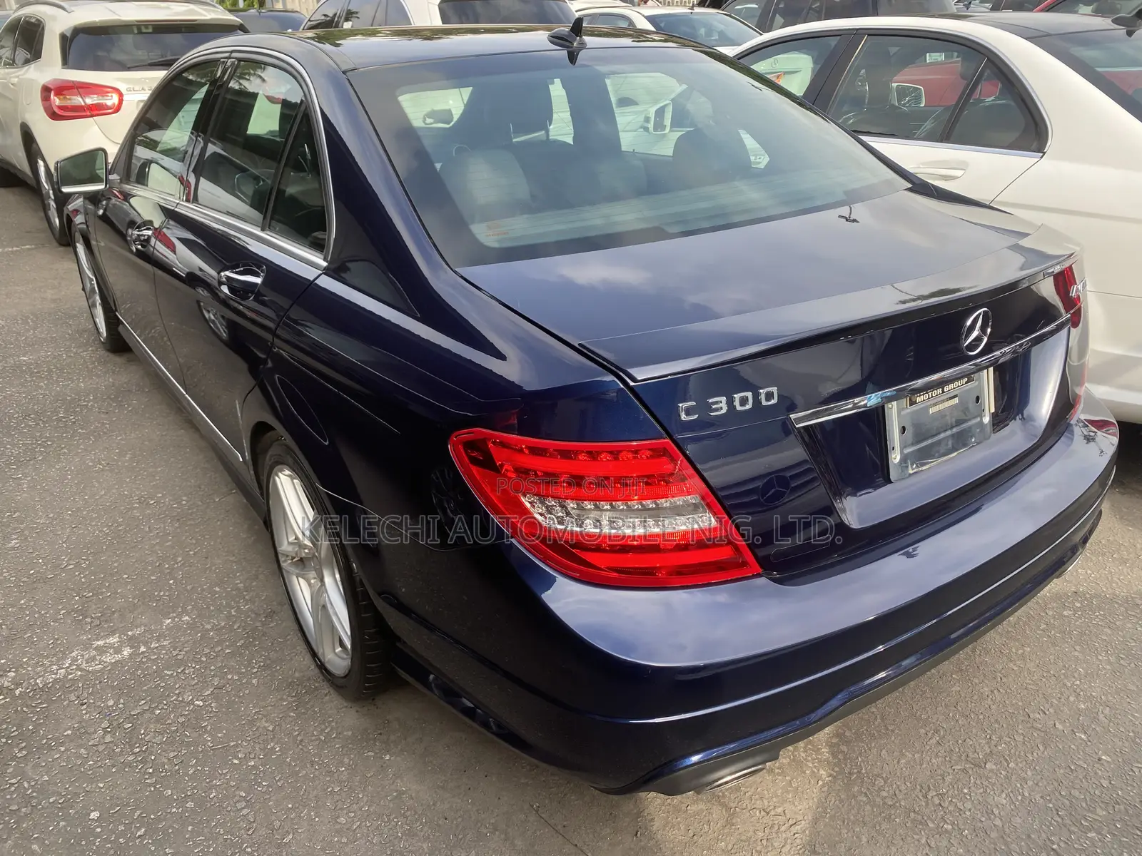 Mercedes-Benz C300 2013 Blue