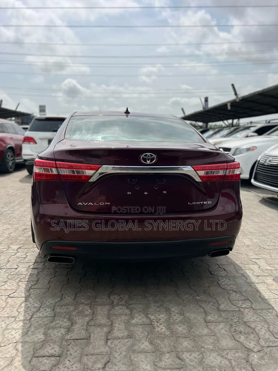 Toyota Avalon Limited Sedan FWD (3.5L 6cyl 6A) 2013 Burgundy