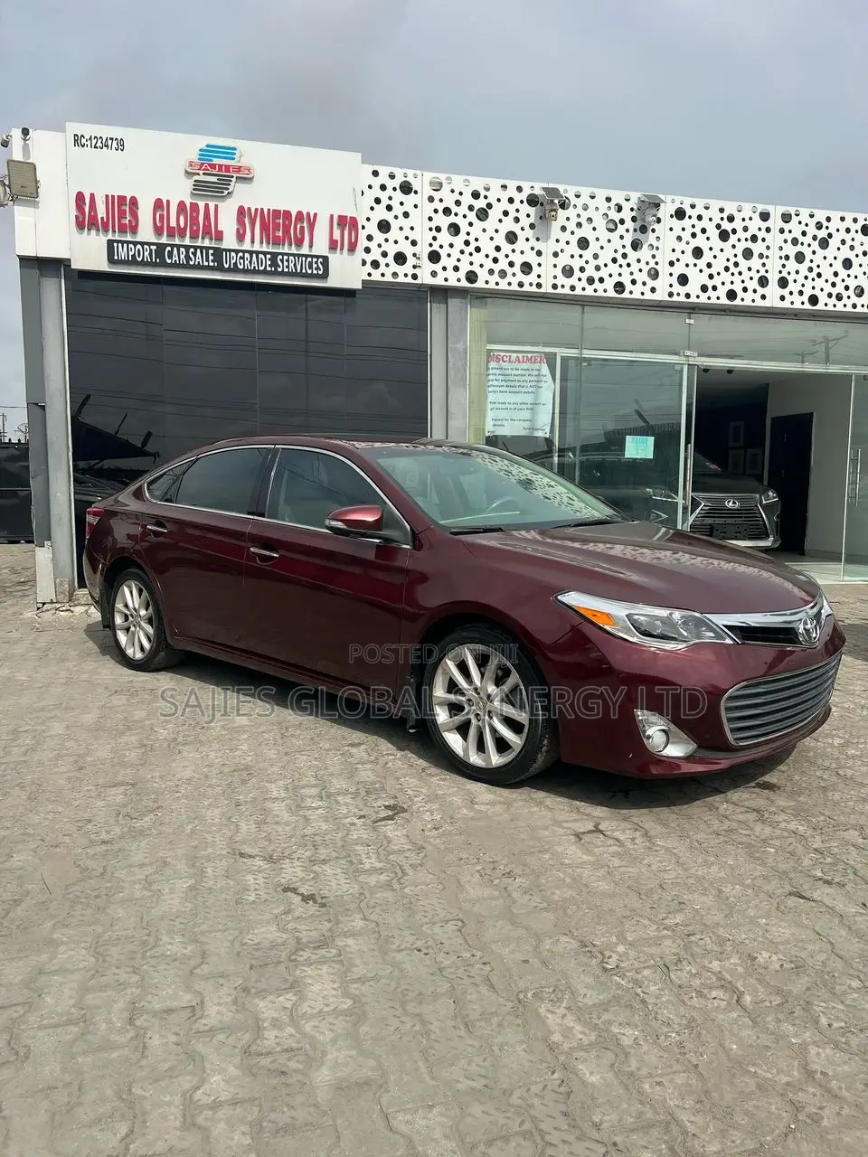 Toyota Avalon Limited Sedan FWD (3.5L 6cyl 6A) 2013 Burgundy