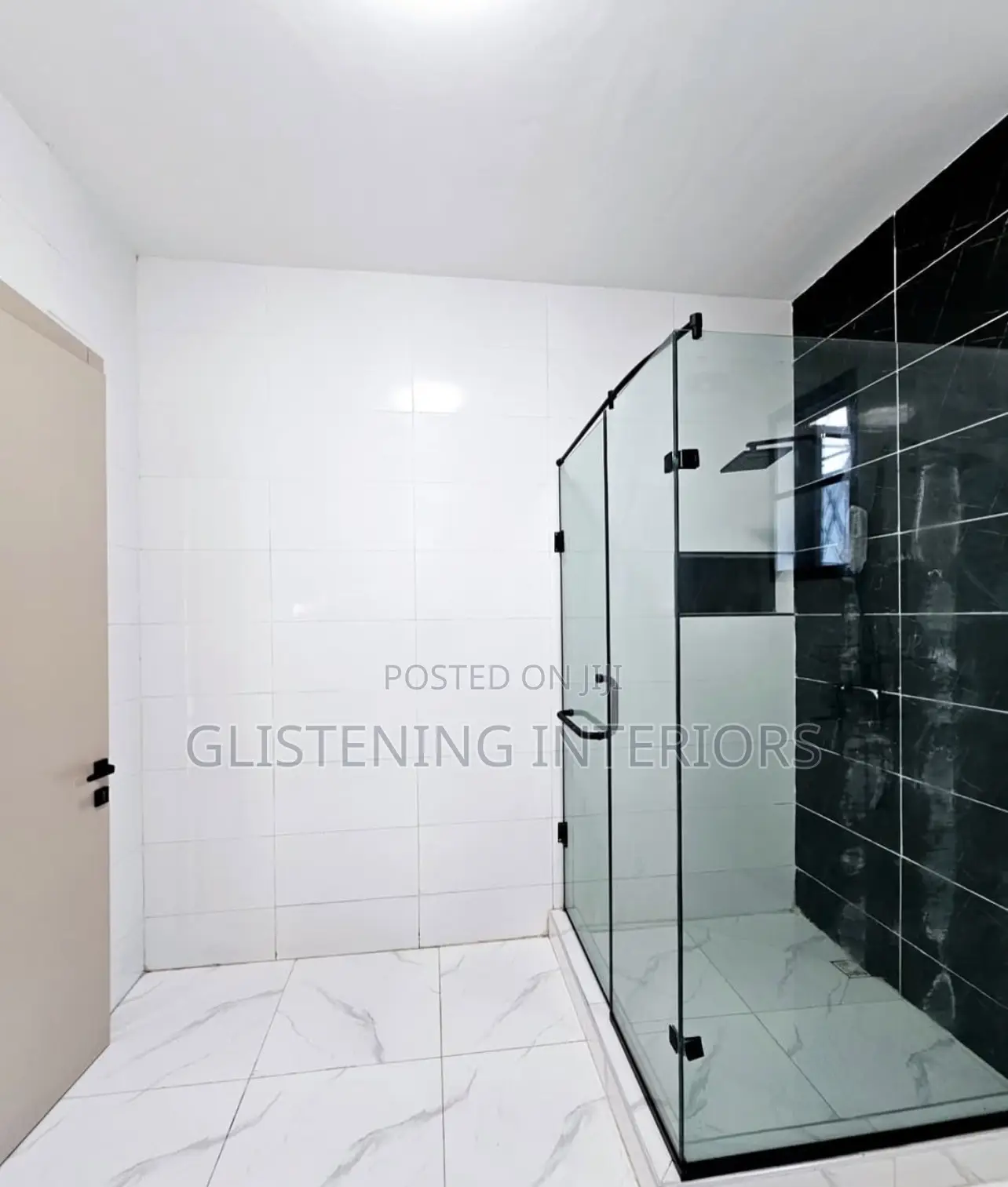 Shower Cubicle L Shape With A G Handle