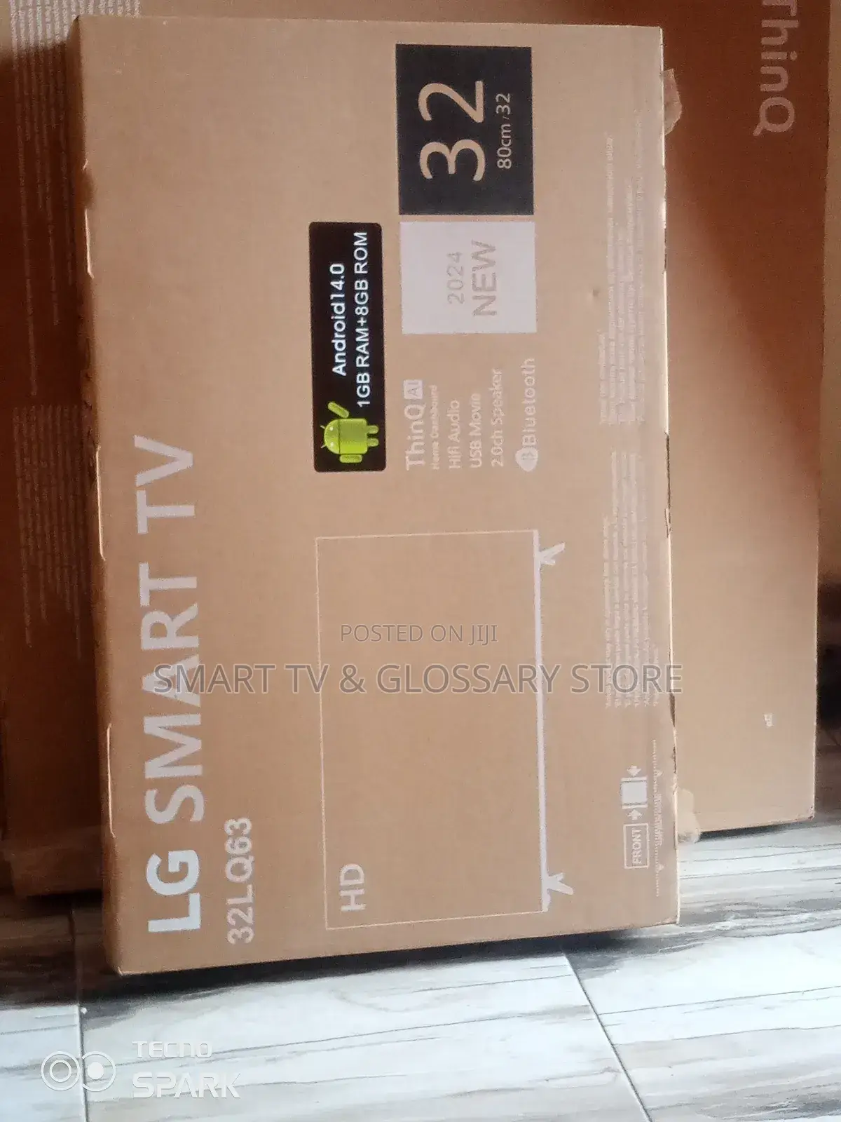 Lg 32 Inches With White Carton