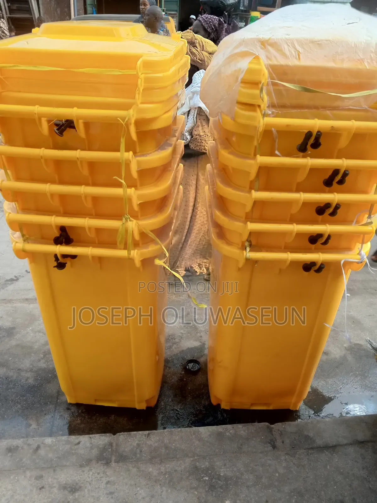 Garden Supplies Equipment Dustbin