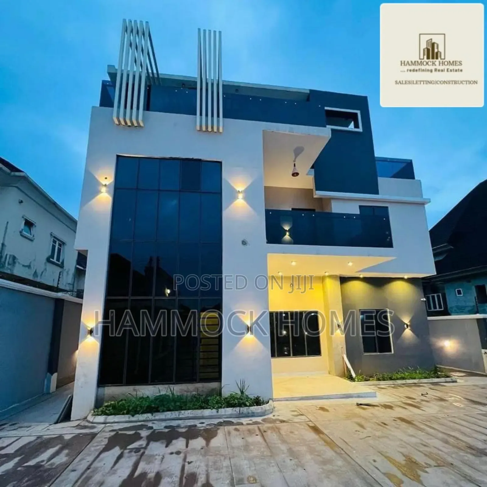 6bdrm Penthouse in Kolapo Ishola Gra, Akobo for sale