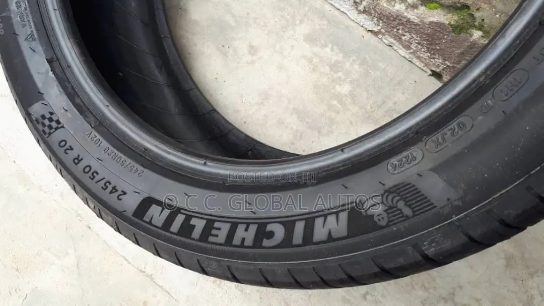 Original Tire Michelin 245/50 R20