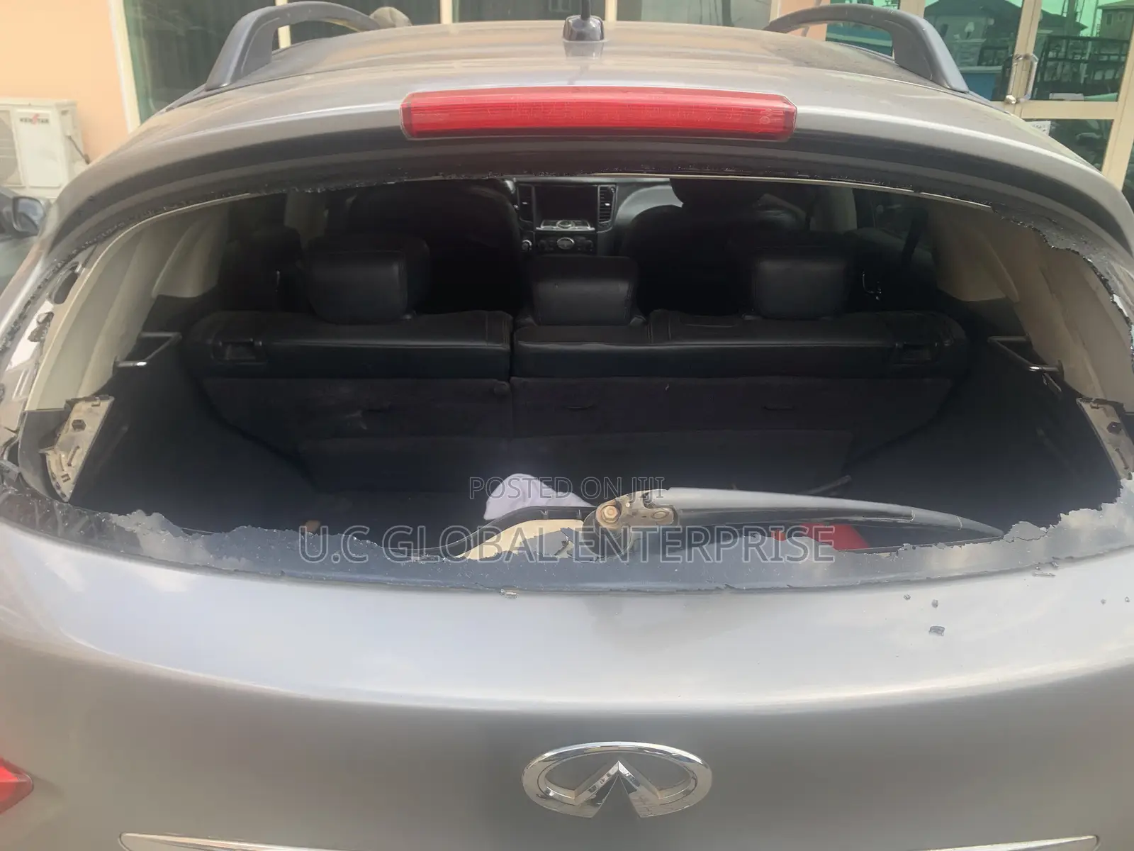 Back Windscreen Glass for Infinity Fx35 2010 Available