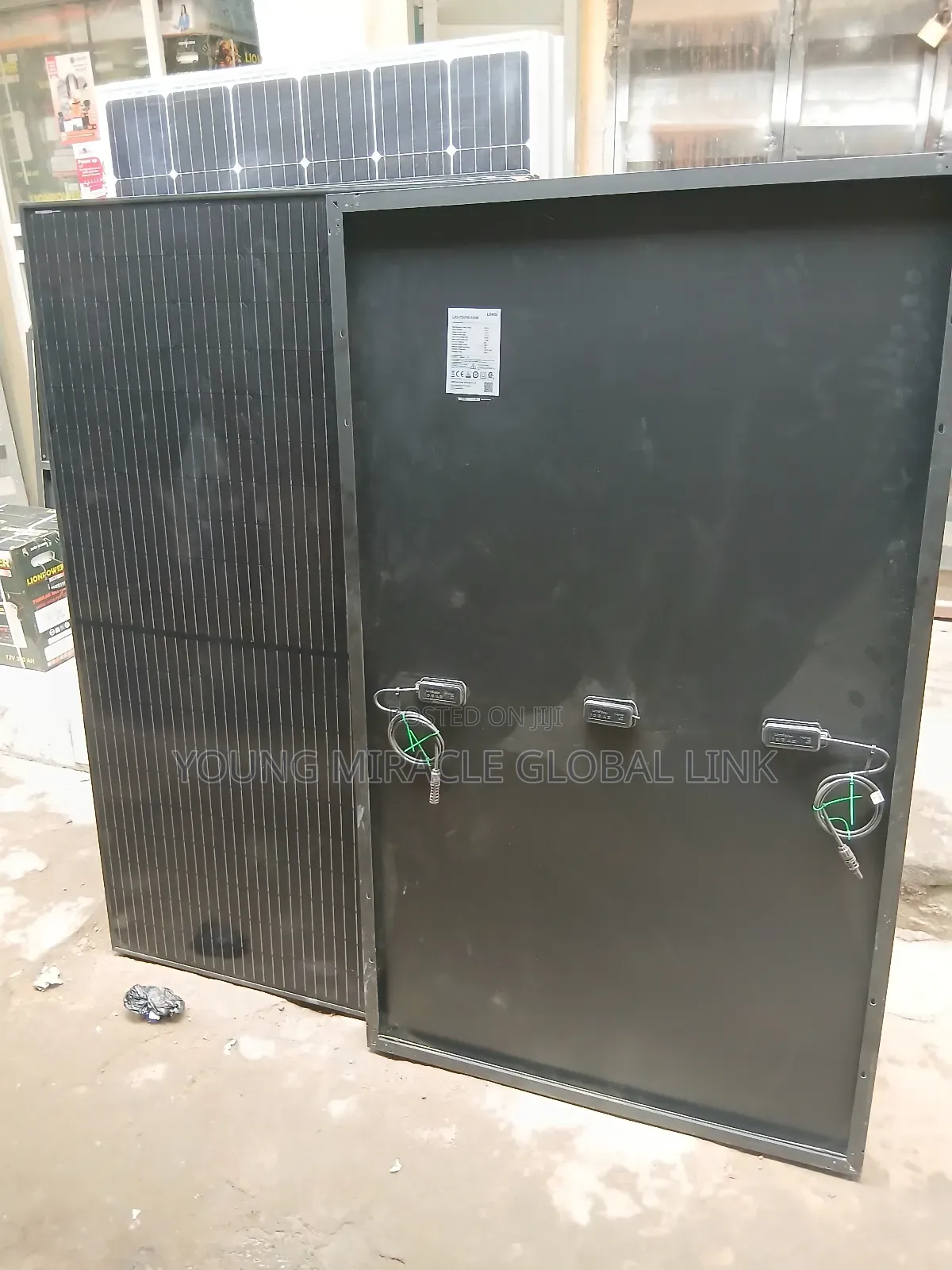 Brand New 450watts/120cells Longi Mono Solar Panel Newq