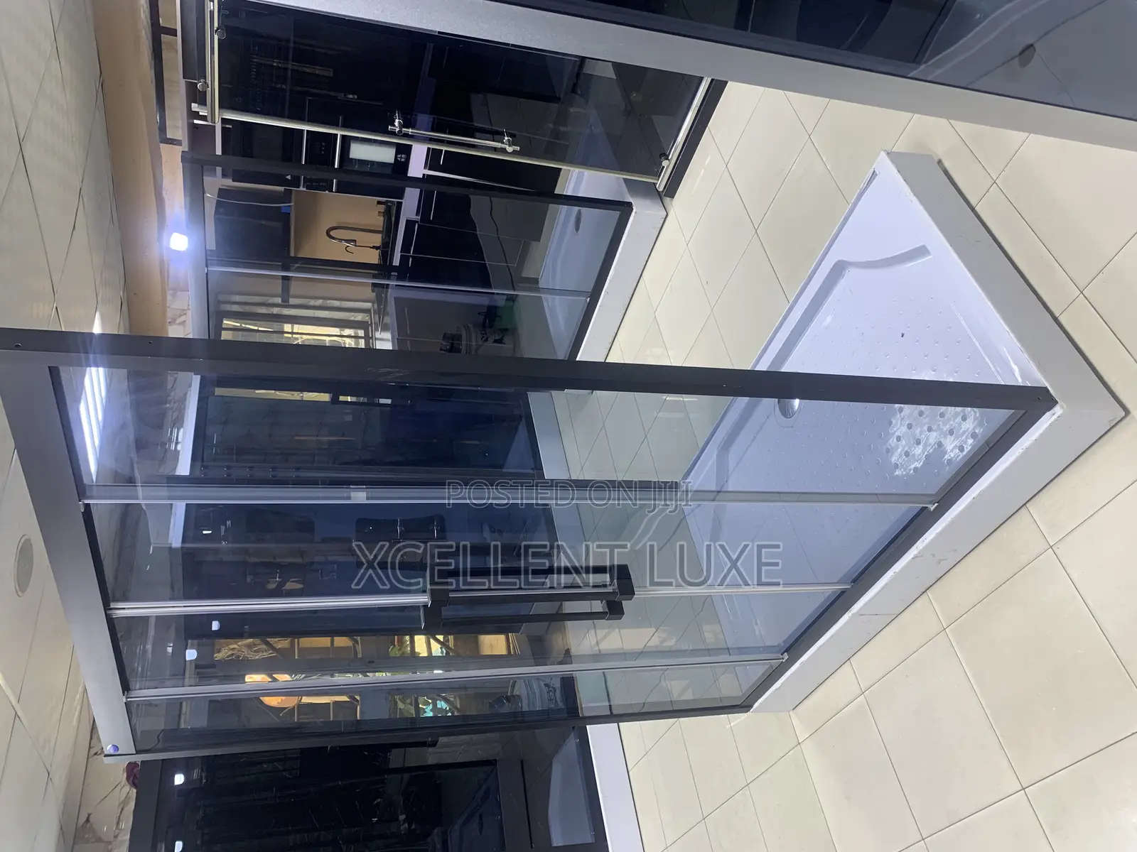 150x90 Black Frame Shower Cubicle