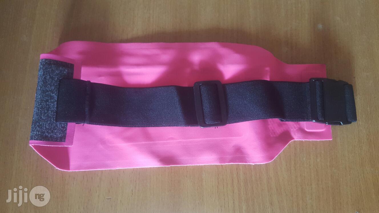 Waist Phone Puoch