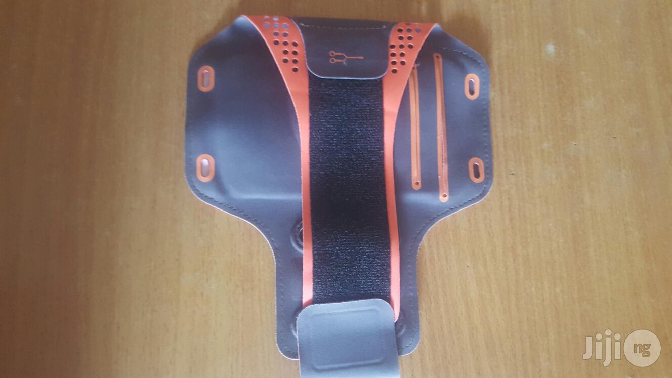 Phone Pouch Holder For Exercise