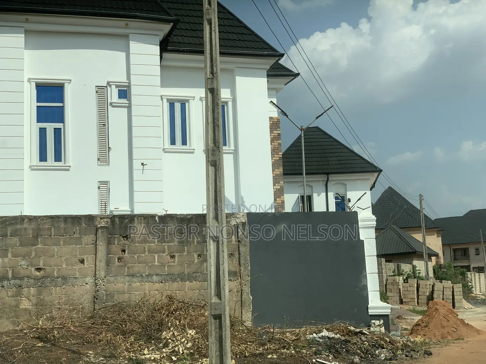 4bdrm Duplex in Umuodu, Spilbert, Owerri for sale