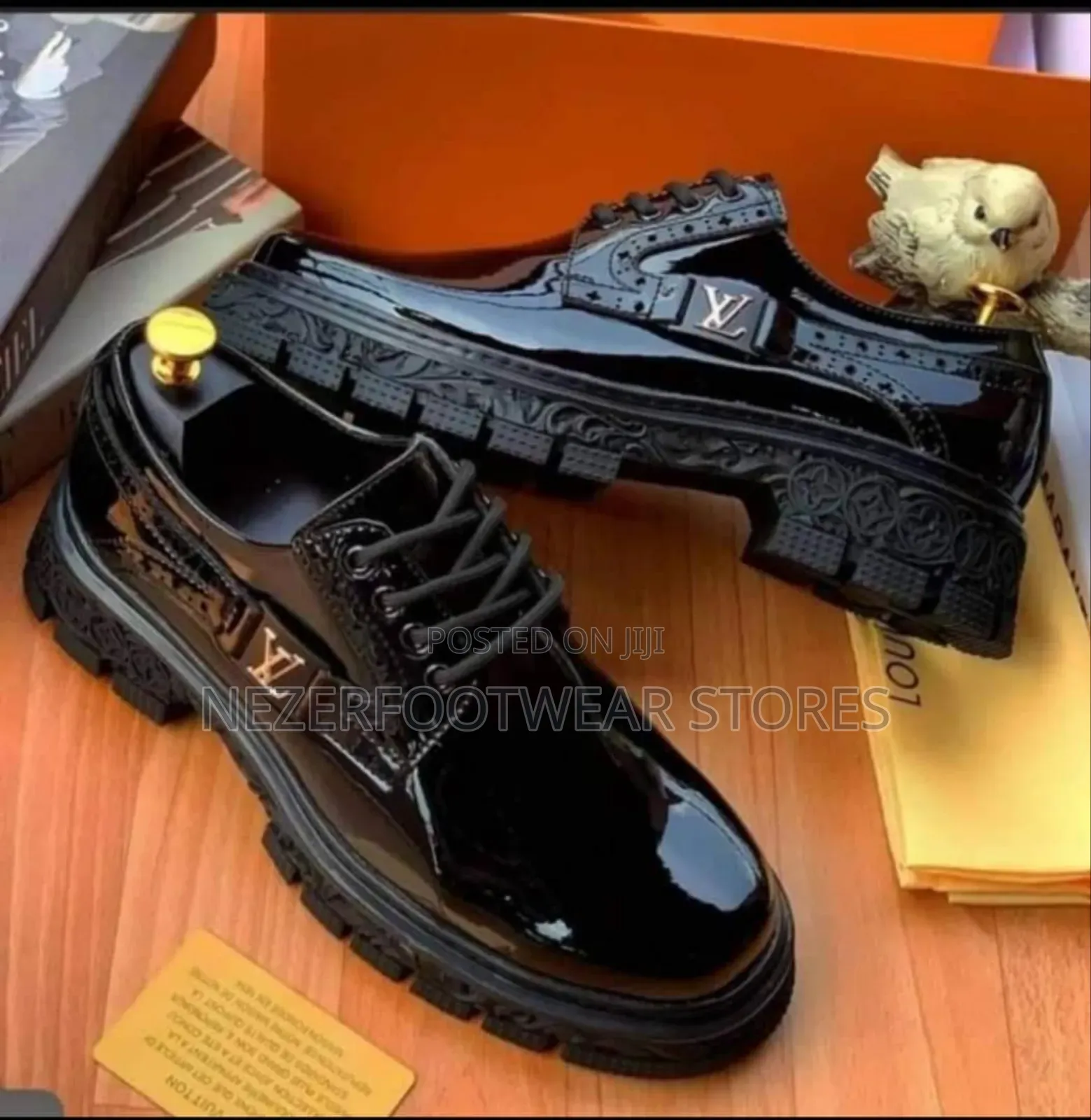 Original Luxury Lv Shoes.
