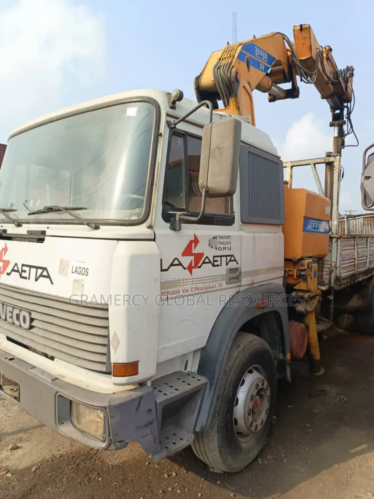 Foreign Used 18 Tons Hiab Crane Self Loader for Sale