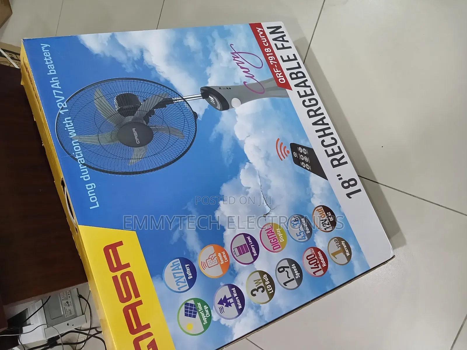 Qasa 18inches Rechargeable Solar Fan