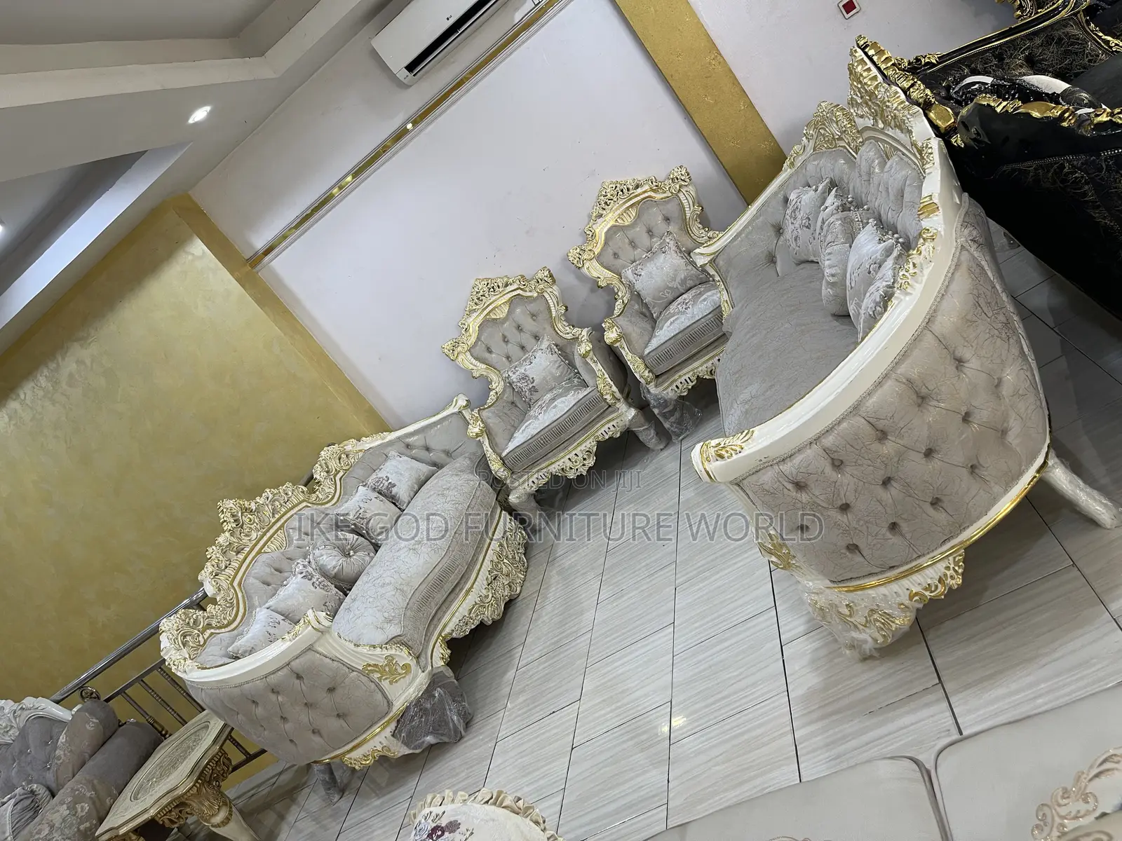 Complete Set of 8seater Imported Royal Fabric Sofa Chair