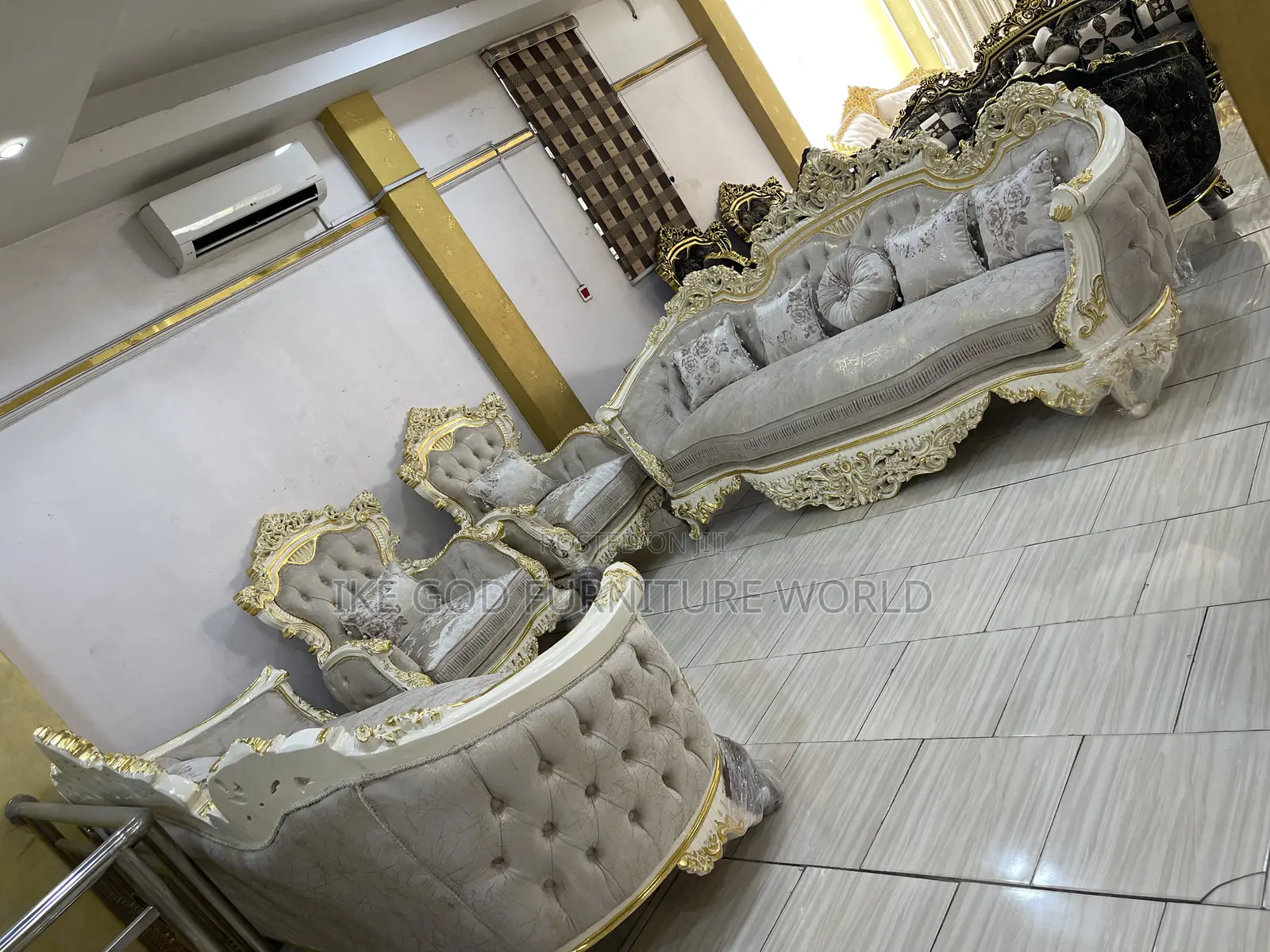 Complete Set of 8seater Imported Royal Fabric Sofa Chair
