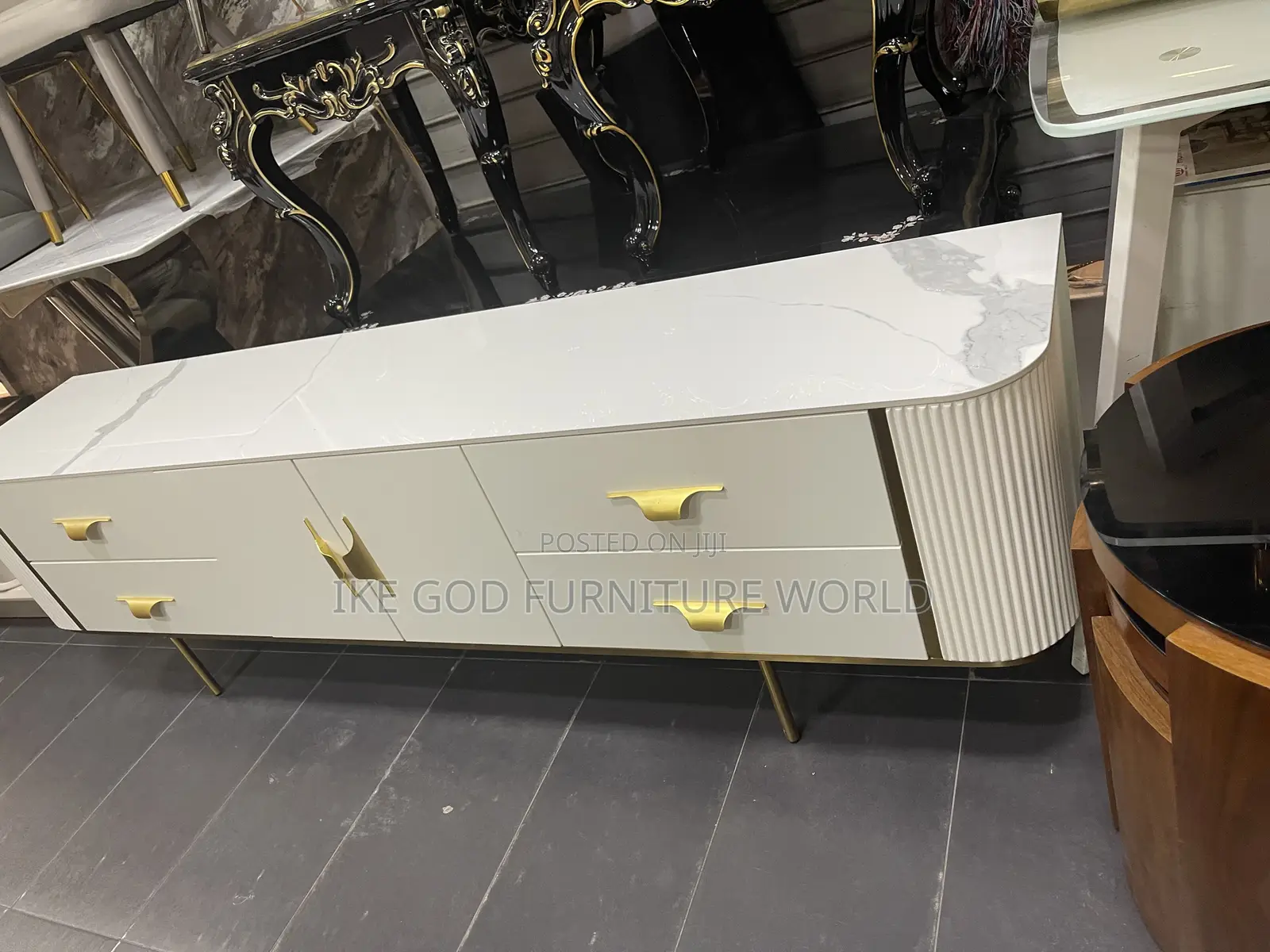 Long Size Turkey Tv Stand