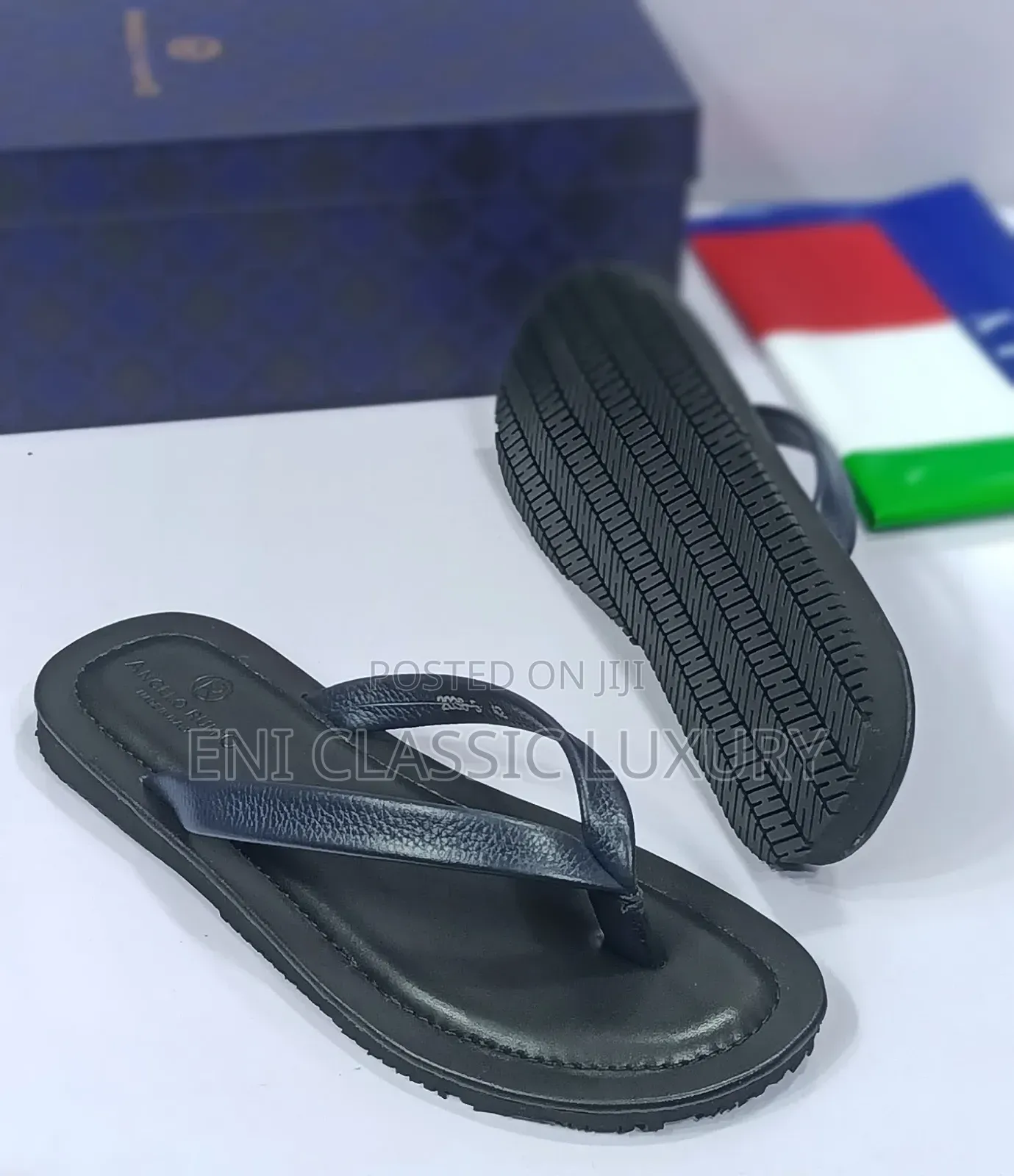 Original Luxury Leather Slippers Ferragamo Available