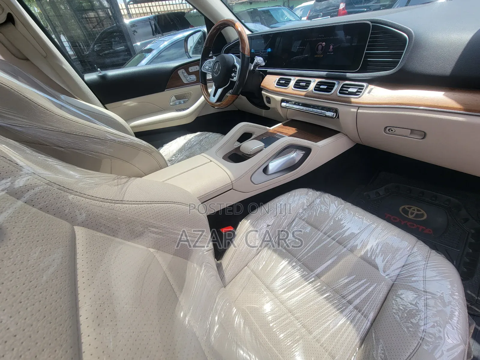 Mercedes-Benz GLE-Class GLE 350 4MATIC 2021 Gold