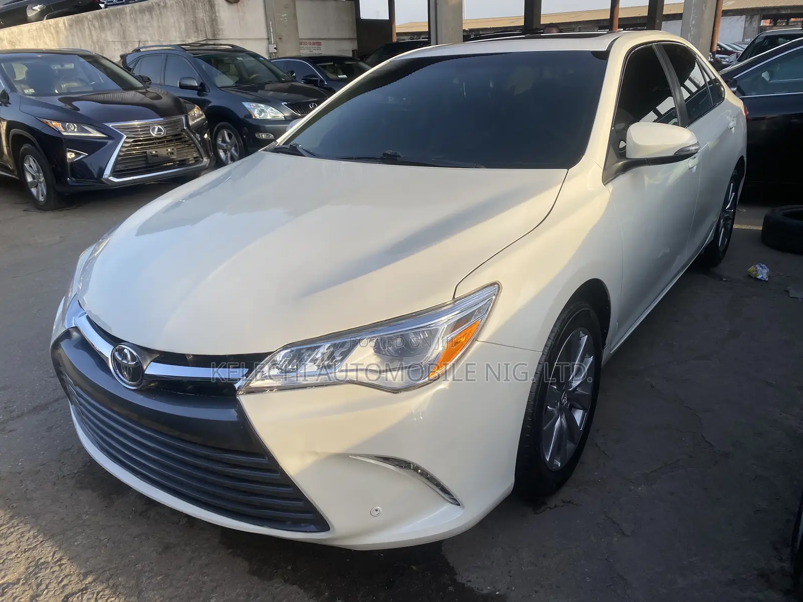 Toyota Camry 2017 White