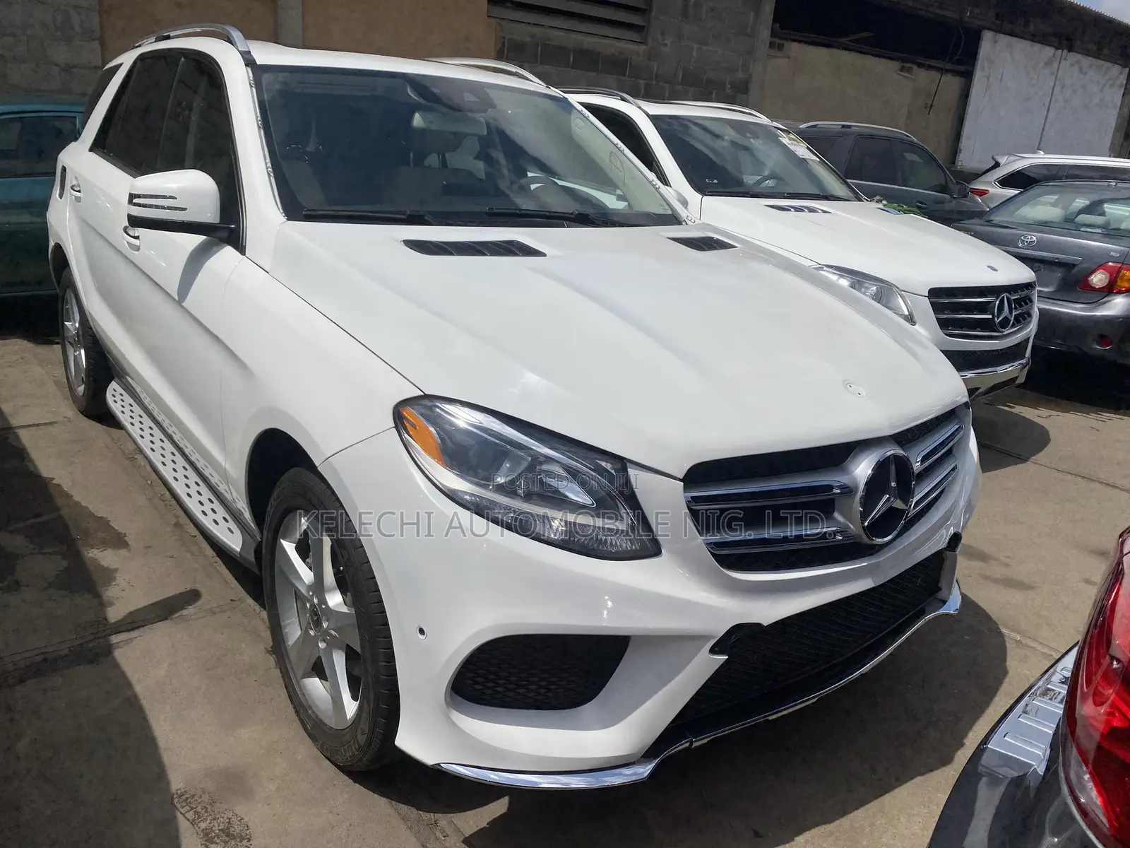 Mercedes-Benz GLE-Class GLE 350d 4MATIC 2018 White
