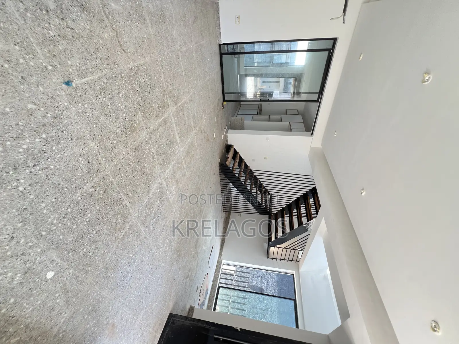 4bdrm Apartment in Ikate for sale