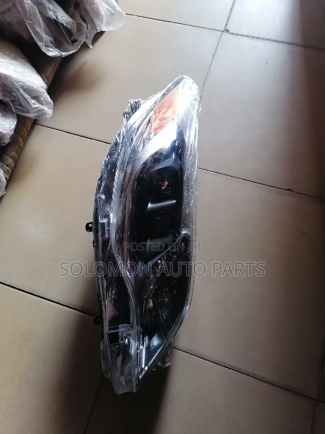Headlamp Avalon 2014 2015 2017 Passenger Side Available
