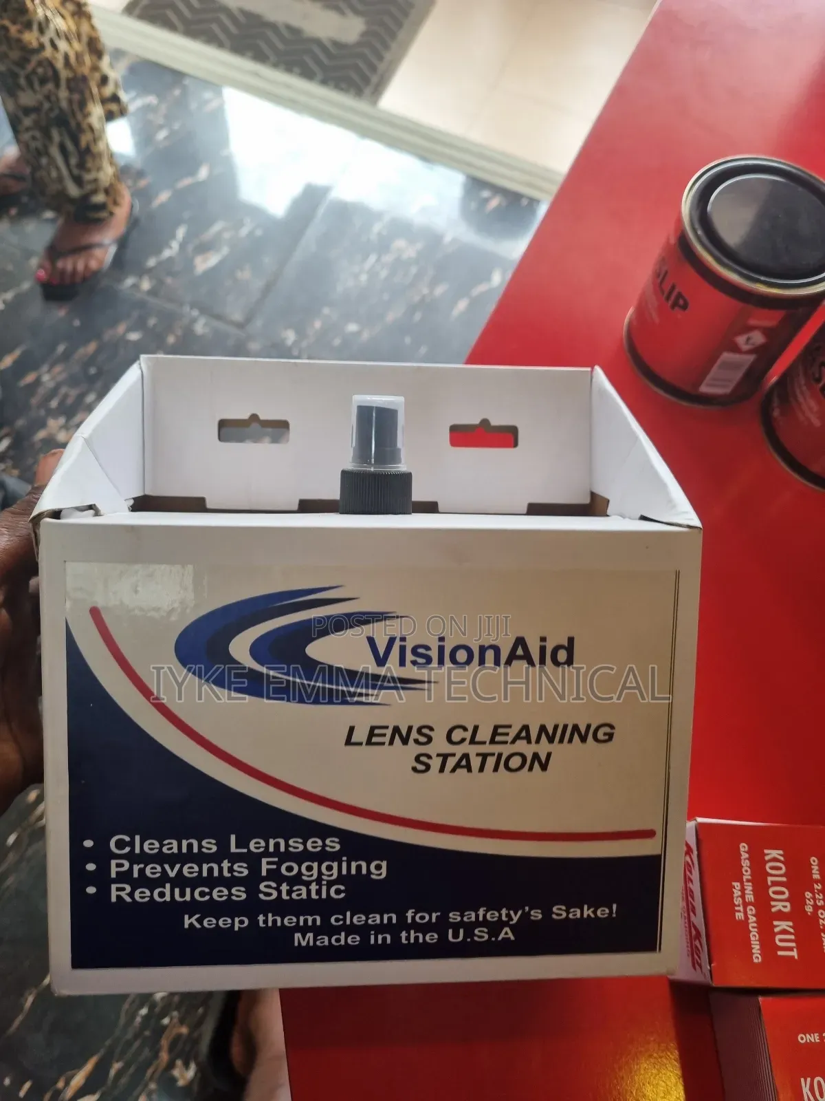 Vision Aid Lens Cleaning Station