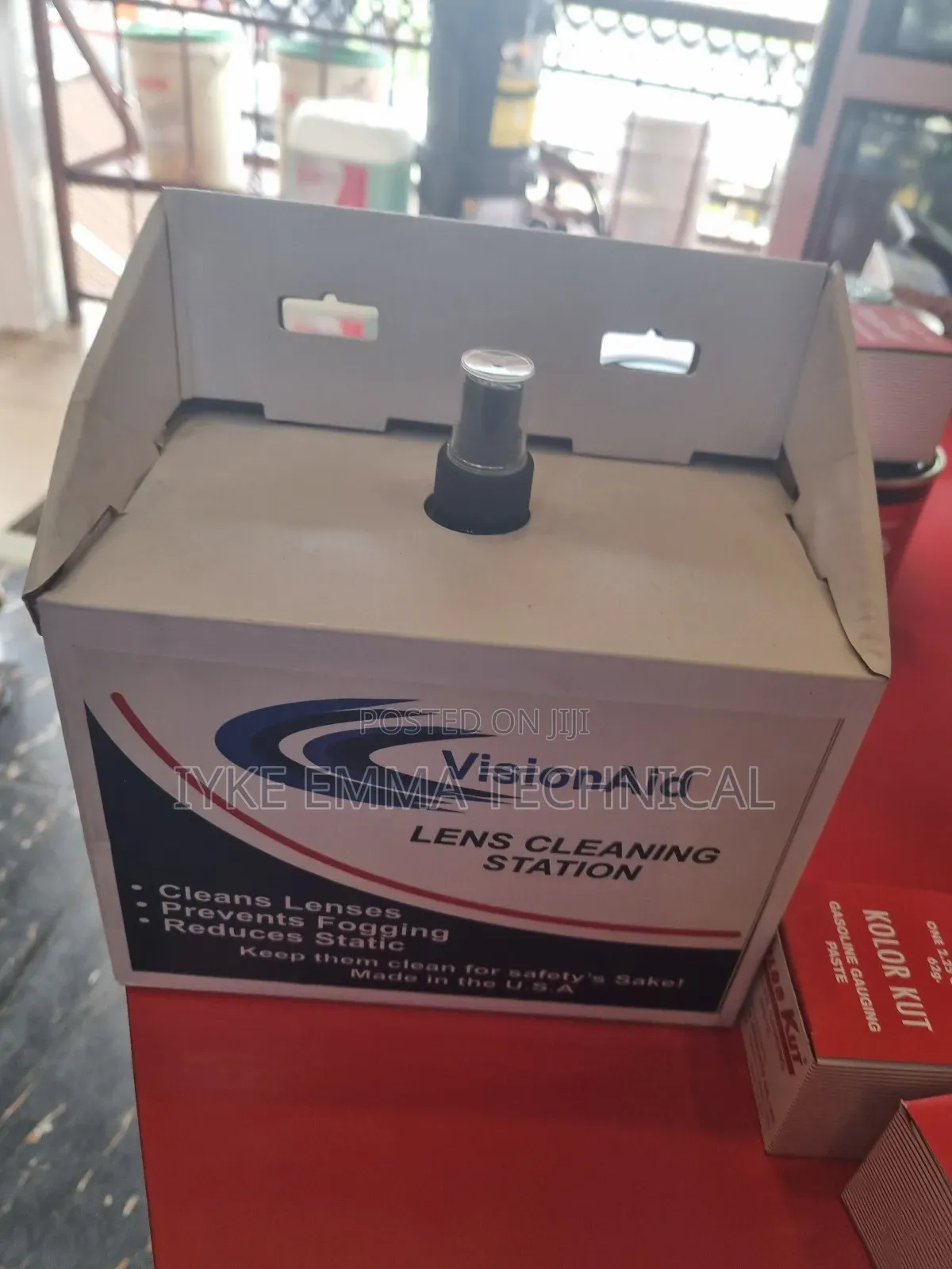 Vision Aid Lens Cleaning Station